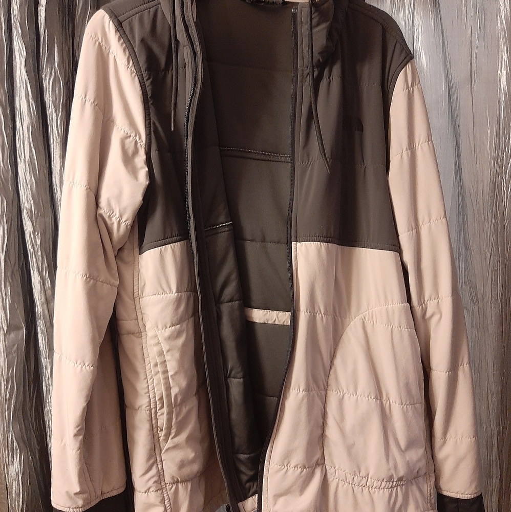 North face light weight jacket sz L